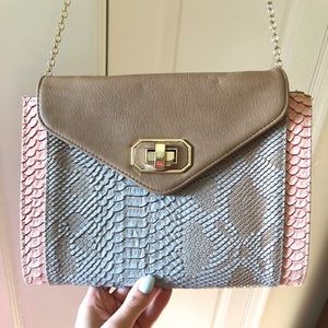 Multicolor textured unique shoulder bag/clutch